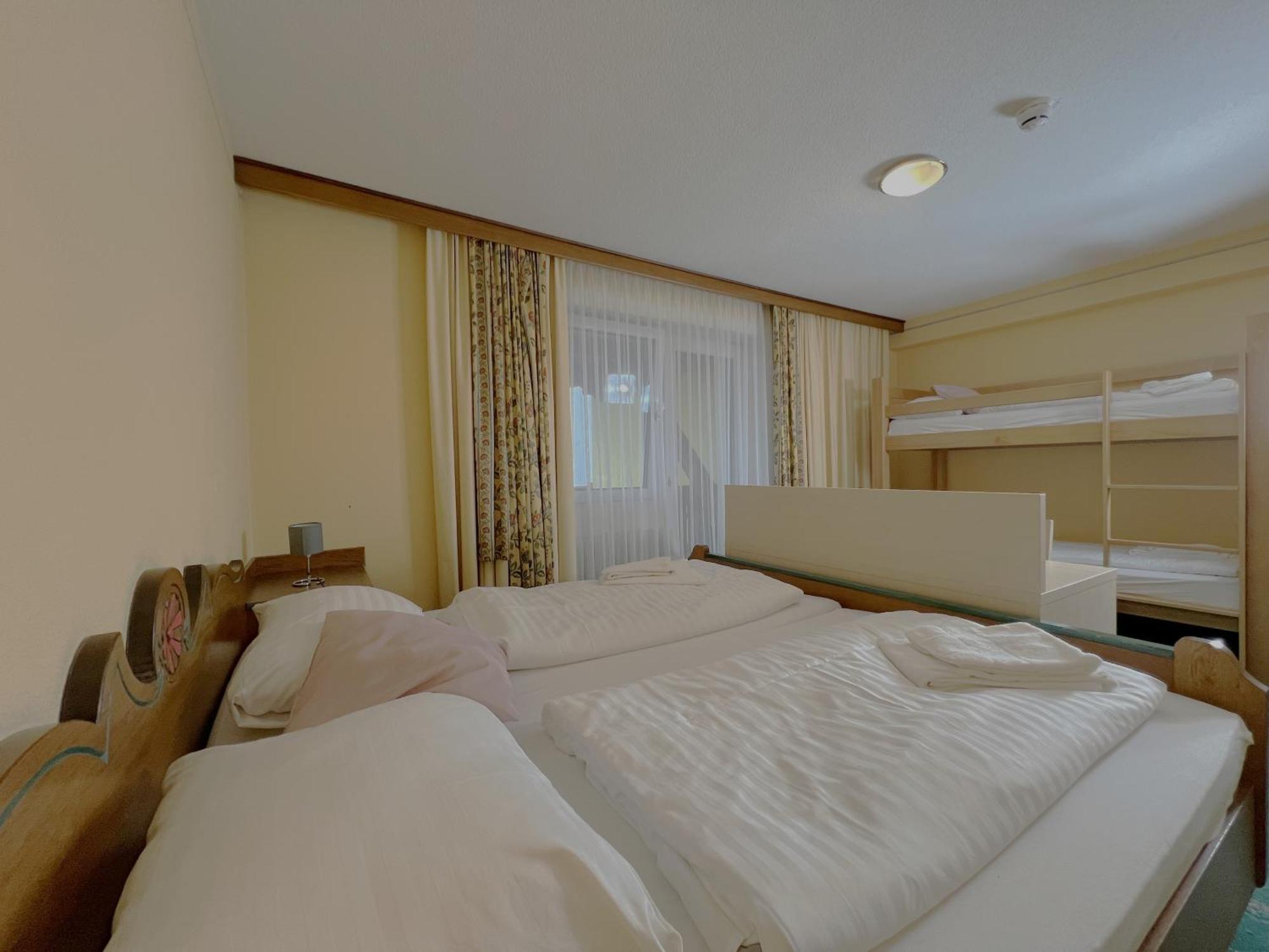 Mountain Hostel รัมเซา อัม ดาคชไตน์ ภายนอก รูปภาพ