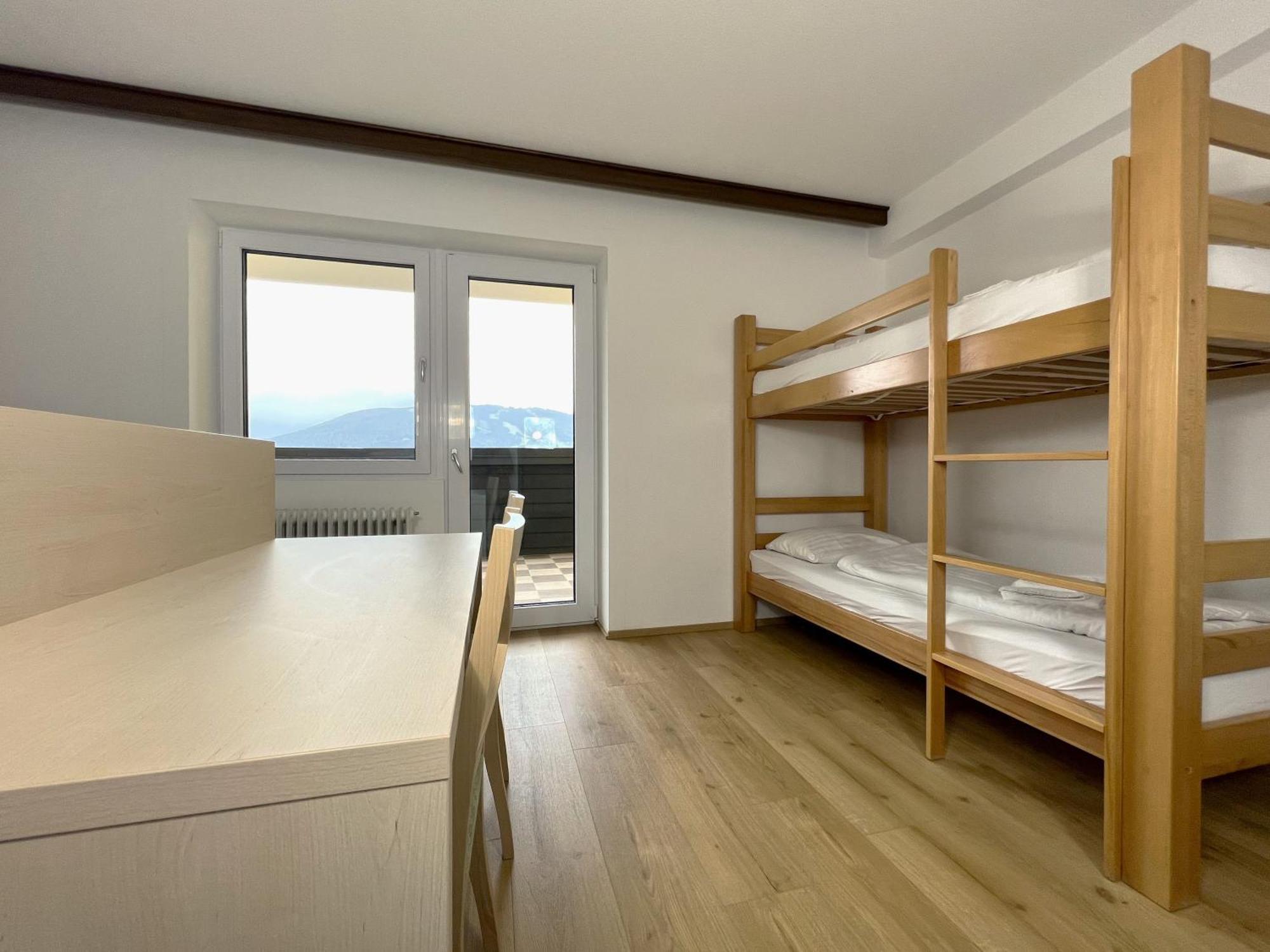 Mountain Hostel รัมเซา อัม ดาคชไตน์ ภายนอก รูปภาพ