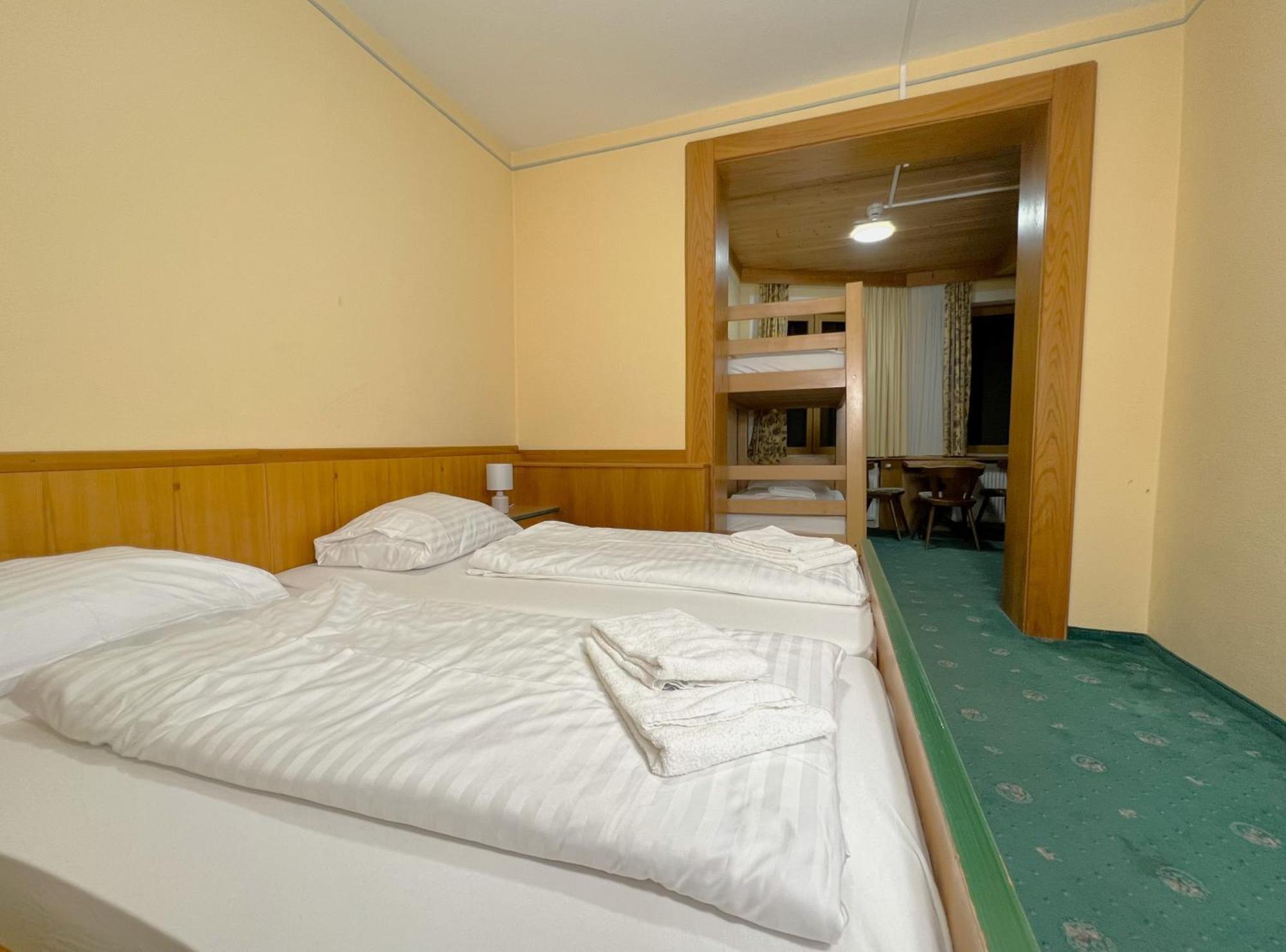 Mountain Hostel รัมเซา อัม ดาคชไตน์ ภายนอก รูปภาพ