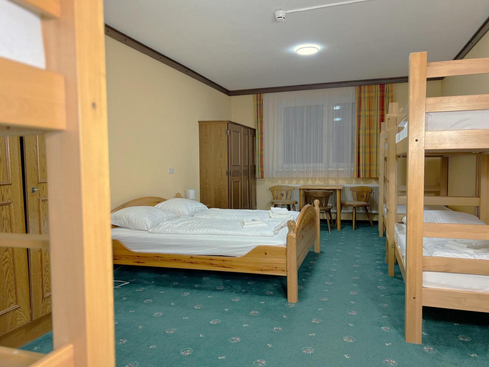 Mountain Hostel รัมเซา อัม ดาคชไตน์ ภายนอก รูปภาพ