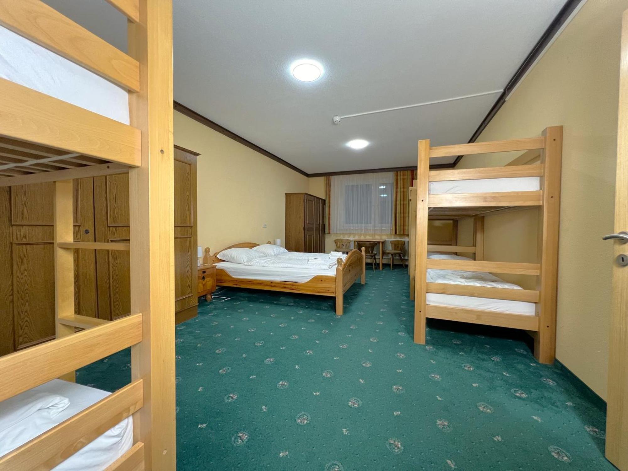 Mountain Hostel รัมเซา อัม ดาคชไตน์ ภายนอก รูปภาพ